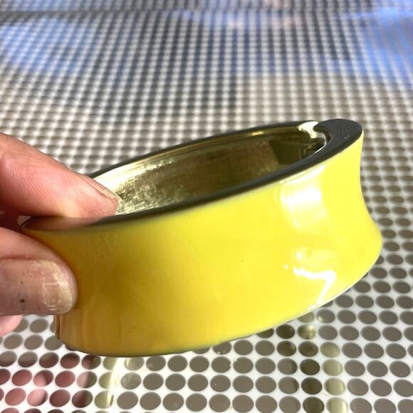 Vintage Metal Yellow Hinged Heavy Bangle Bracelet Gold Trim B#18 - Picture 2 of 10